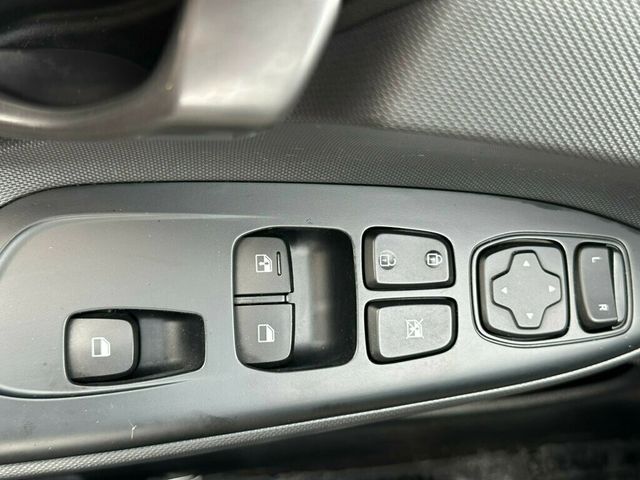 2019 Hyundai Veloster Turbo Dual Clutch - 23053255 - 27