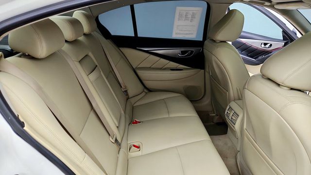 2019 INFINITI Q50 3.0t LUXE AWD w/ Essential Pkg, Nav & Heated Steering Wheel - 23092332 - 25