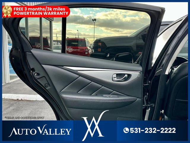 2019 INFINITI Q50 3.0t LUXE Sedan 4D - 22953250 - 18