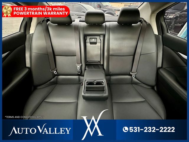 2019 INFINITI Q50 3.0t LUXE Sedan 4D - 22953250 - 35