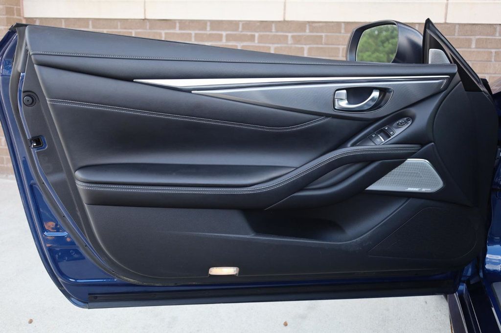 Infiniti Q60 3.0t LUXE photo 12
