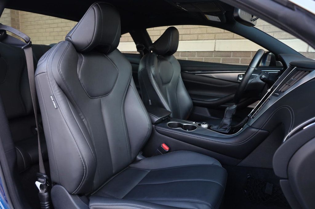 Infiniti Q60 3.0t LUXE photo 20