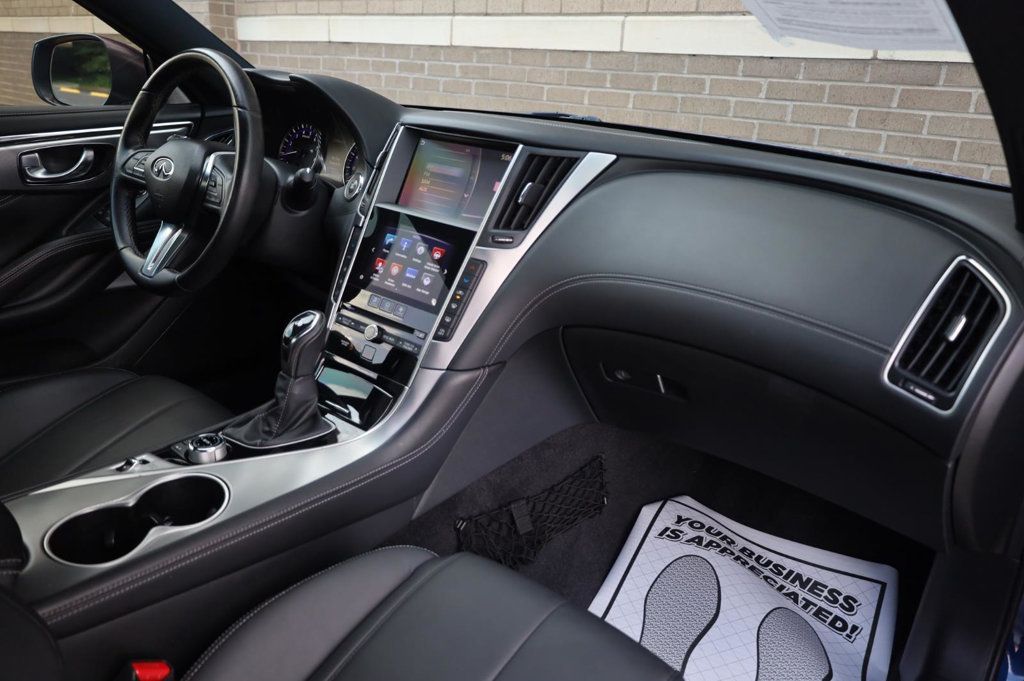Infiniti Q60 3.0t LUXE photo 23