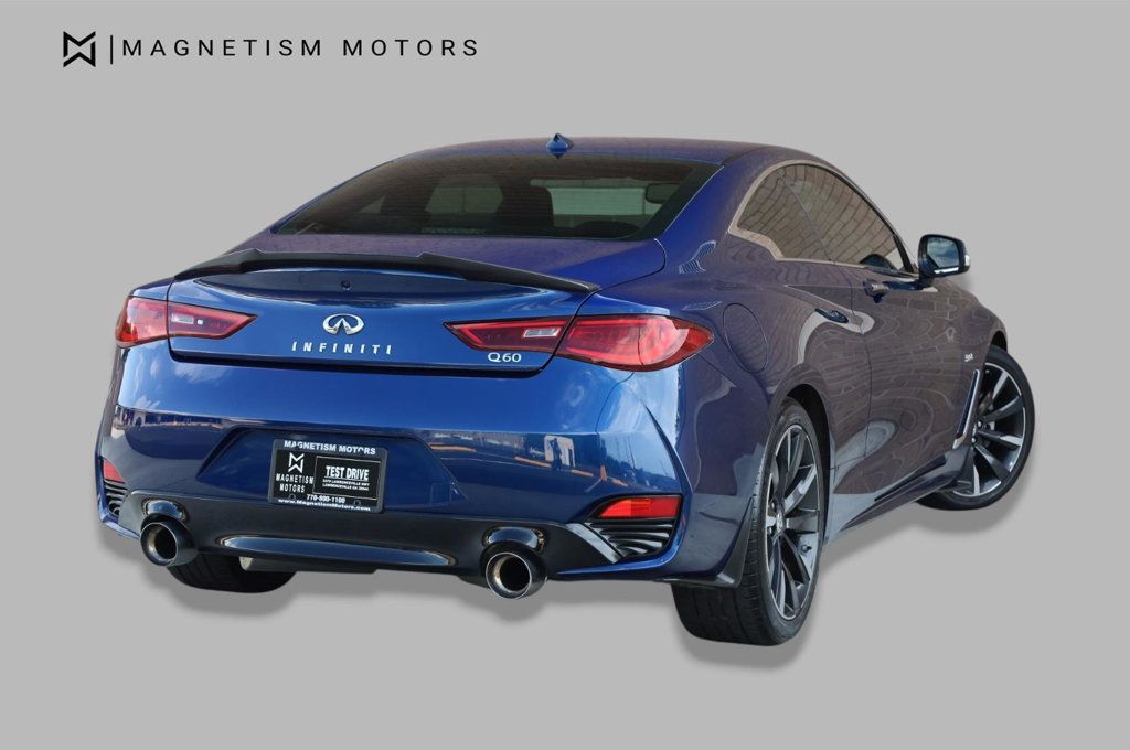 Infiniti Q60 3.0t LUXE photo 9