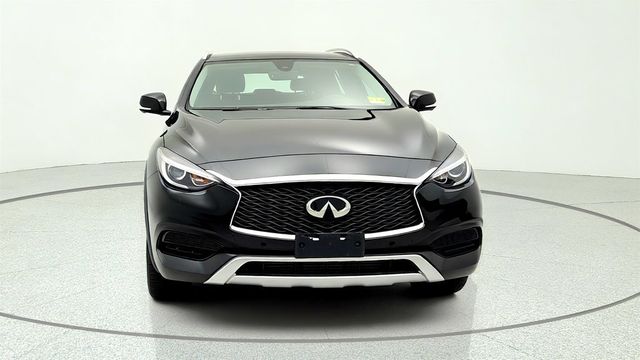 2019 INFINITI QX30 LUXE AWD w/ Navigation Pkg & Illuminated Kick Plates - 23034697 - 1