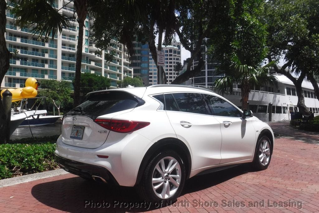 2019 INFINITI QX30 LUXE FWD - 22495688 - 3