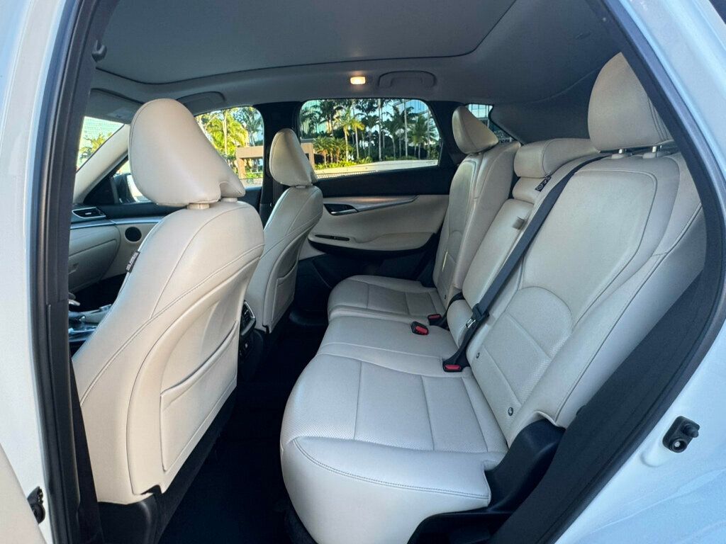 2019 Infiniti QX50 photo 11