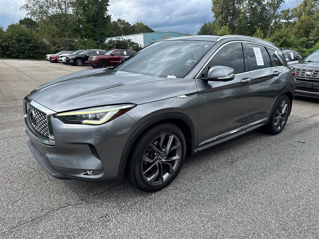 2019 Infiniti QX50 Essential photo 2