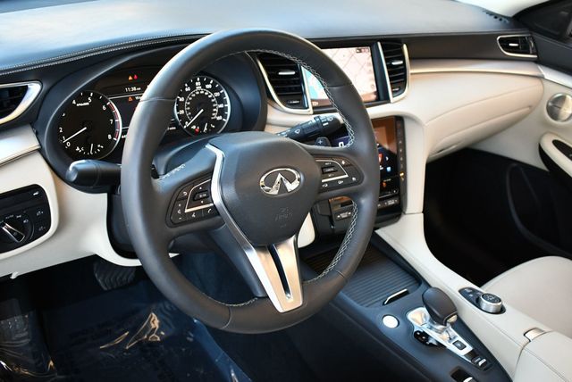 2019 INFINITI QX50 ESSENTIAL FWD SUV W/Premium Heat and Audio Packages - 22973869 - 12