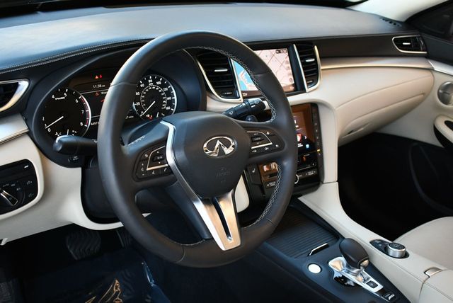 2019 INFINITI QX50 ESSENTIAL FWD SUV W/Premium Heat and Audio Packages - 22973869 - 42