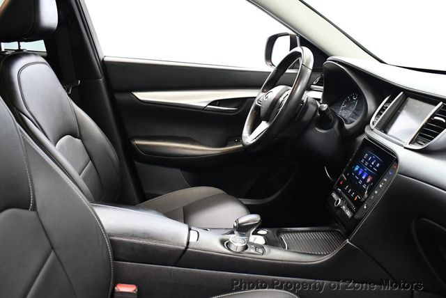 2019 INFINITI QX50 LUXE AWD - 22746429 - 17