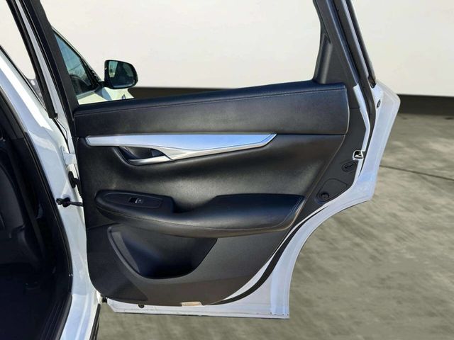 2019 INFINITI QX50 LUXE AWD - 22979990 - 17