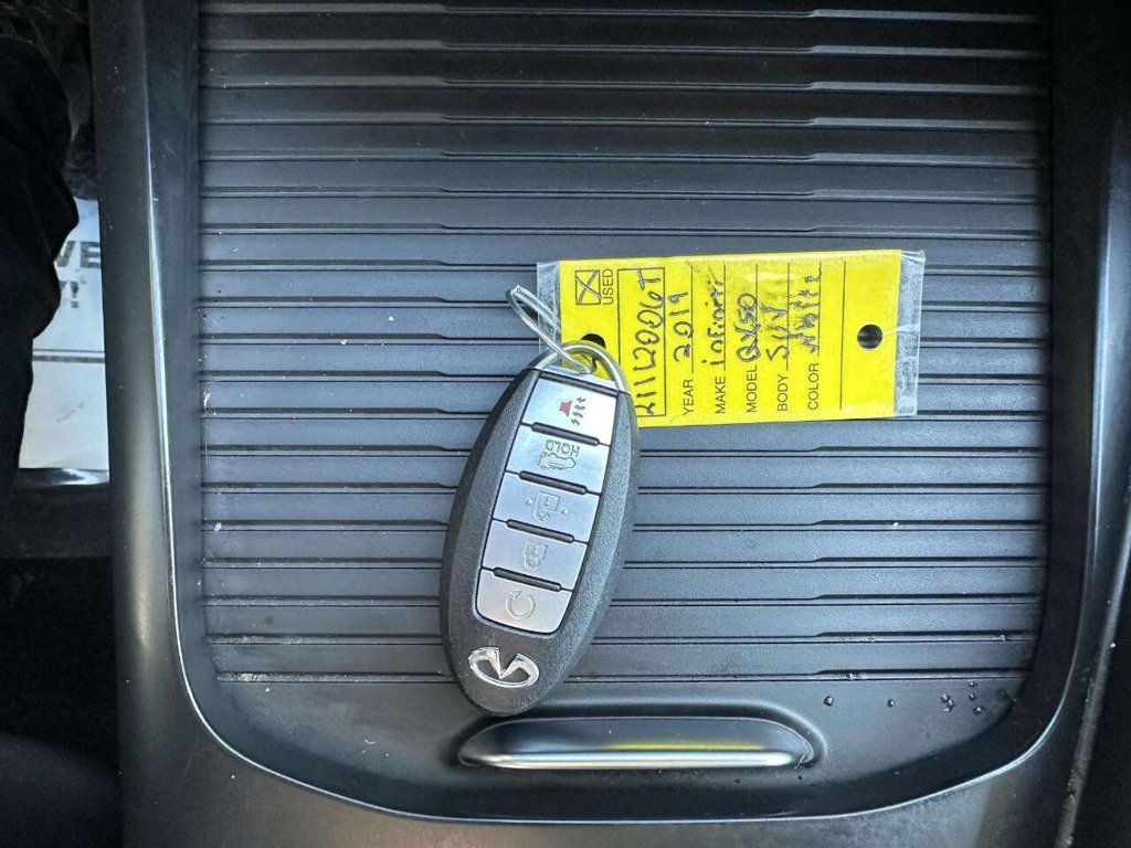 2019 INFINITI QX50 LUXE AWD - 22979990 - 30