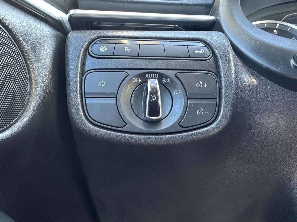 2019 INFINITI QX50 LUXE AWD - 22979990 - 33