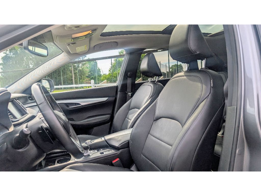 2019 Infiniti QX50 Luxe photo 15
