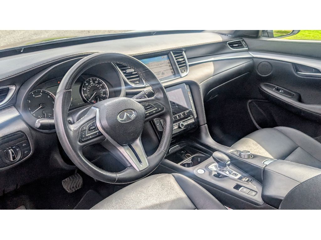 2019 Infiniti QX50 Luxe photo 19