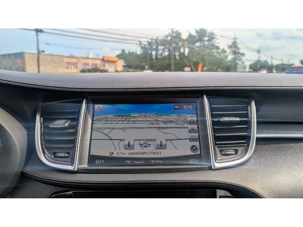 2019 Infiniti QX50 Luxe photo 22