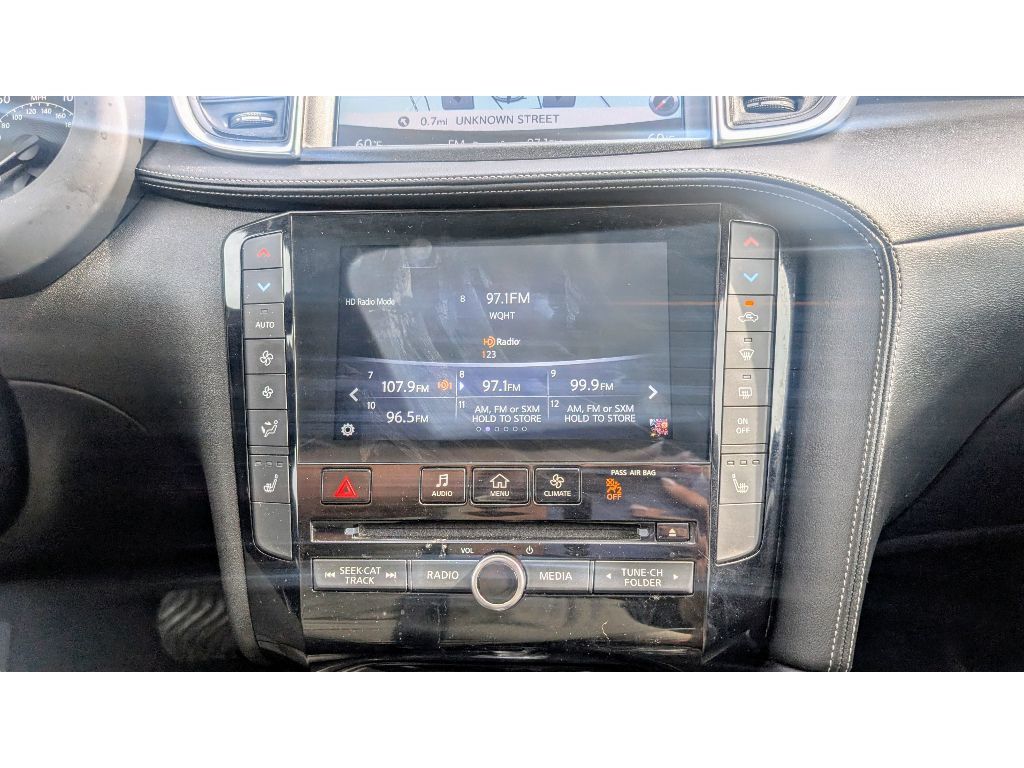 2019 Infiniti QX50 Luxe photo 24