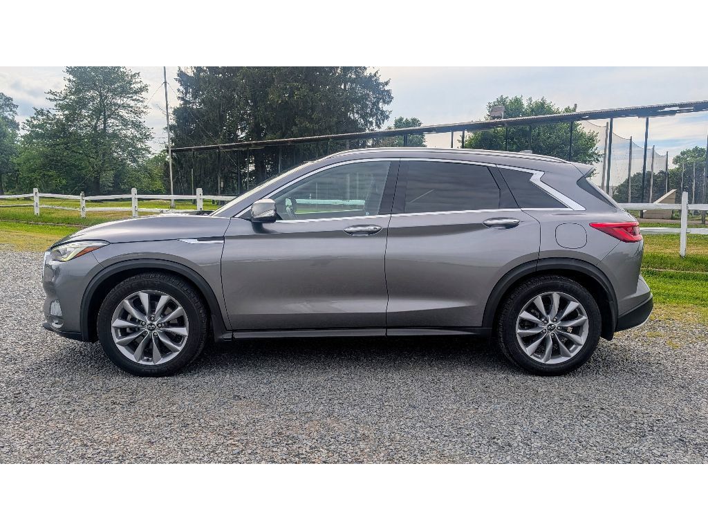 2019 Infiniti QX50 Luxe photo 4