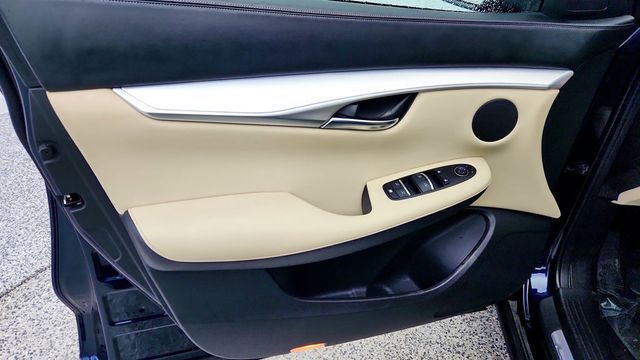 2019 INFINITI QX50 LUXE AWD w/ Navigation Package & Heated Seats - 22992807 - 10