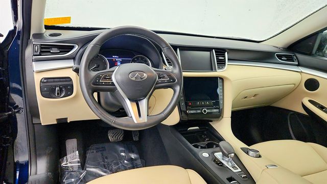 2019 INFINITI QX50 LUXE AWD w/ Navigation Package & Heated Seats - 22992807 - 11