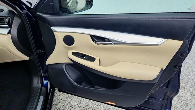 2019 INFINITI QX50 LUXE AWD w/ Navigation Package & Heated Seats - 22992807 - 25