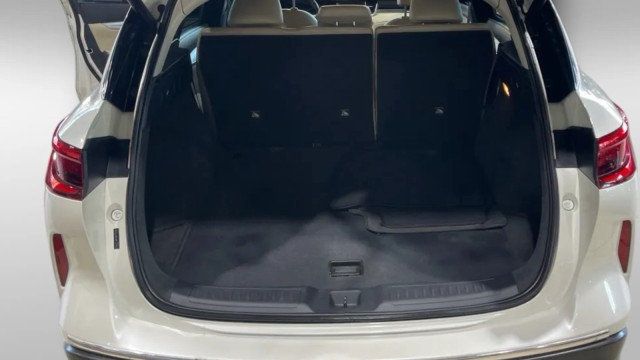 2019 INFINITI QX50 LUXE FWD - 22974254 - 8