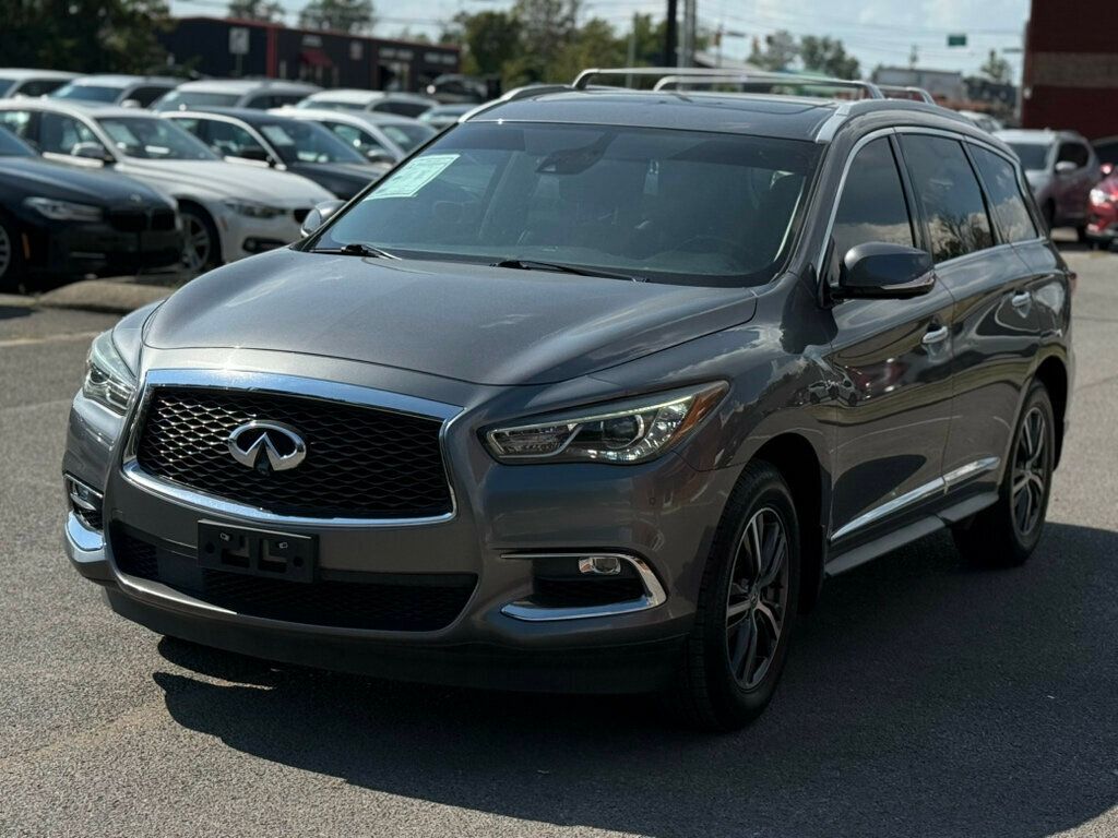2019 Infiniti QX60 Luxe photo 2