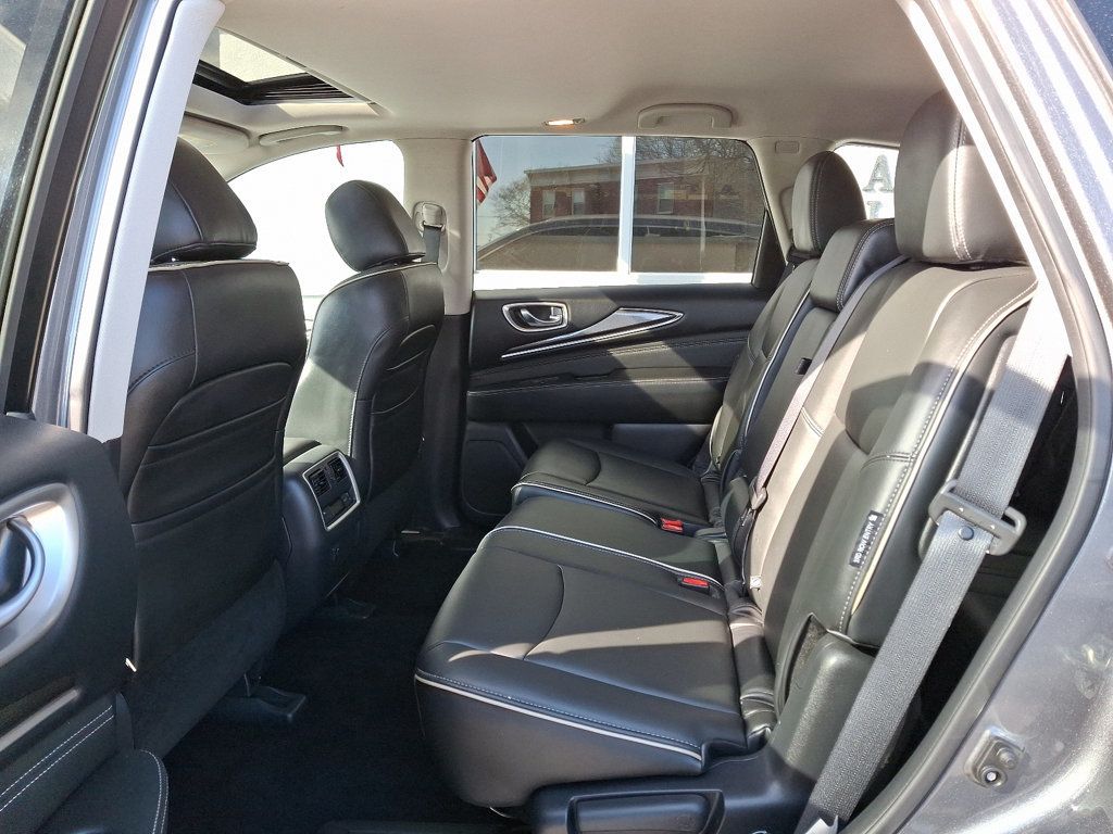 2019 Infiniti QX60 Luxe AWD photo 10