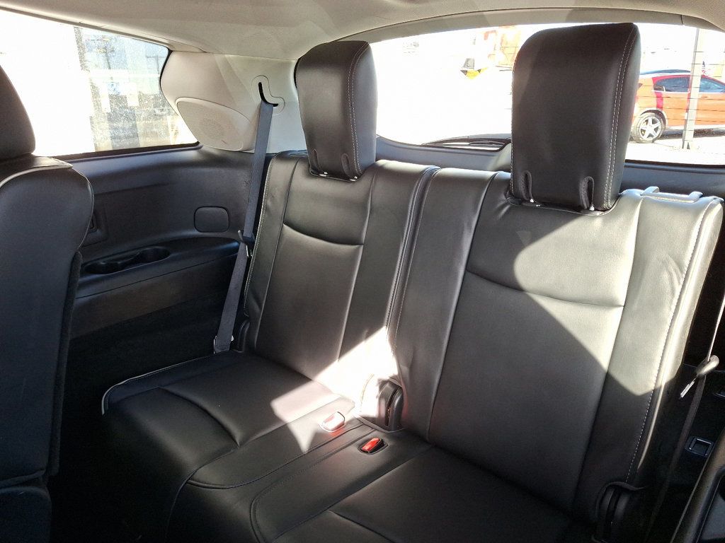 2019 Infiniti QX60 Luxe AWD photo 11