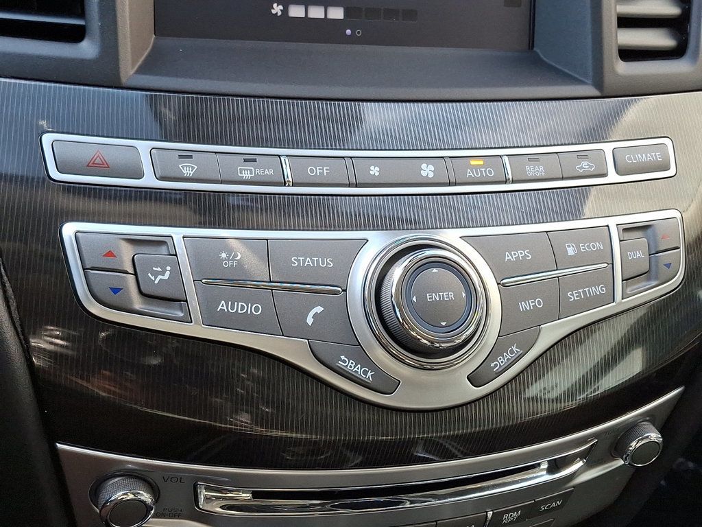 2019 Infiniti QX60 Luxe AWD photo 18