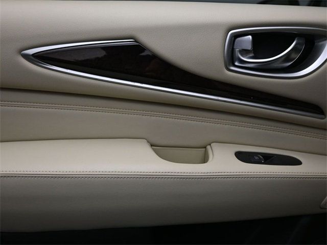 2019 Infiniti QX60 Luxe AWD photo 11