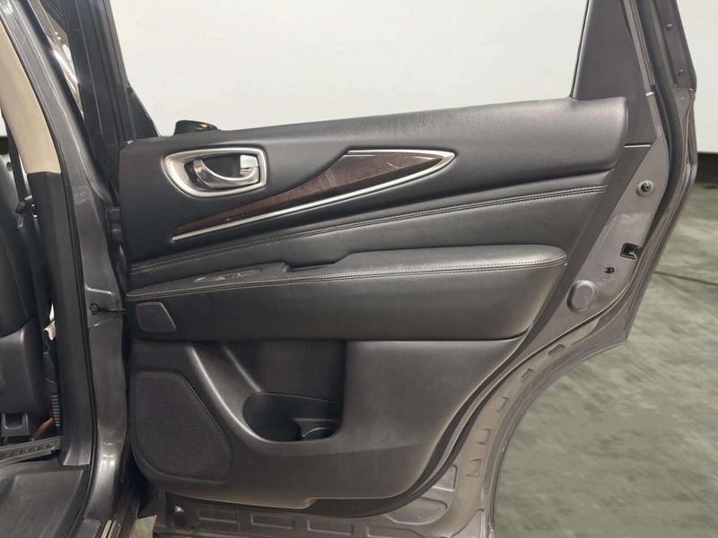 2019 INFINITI QX60 Luxe AWD 4dr SUV - 22999314 - 19