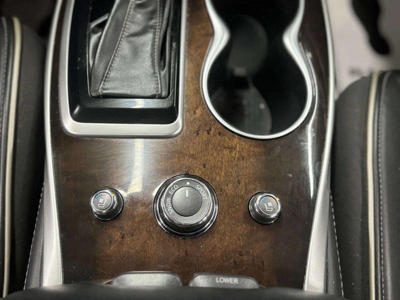 2019 INFINITI QX60 Luxe AWD 4dr SUV - 22999314 - 34