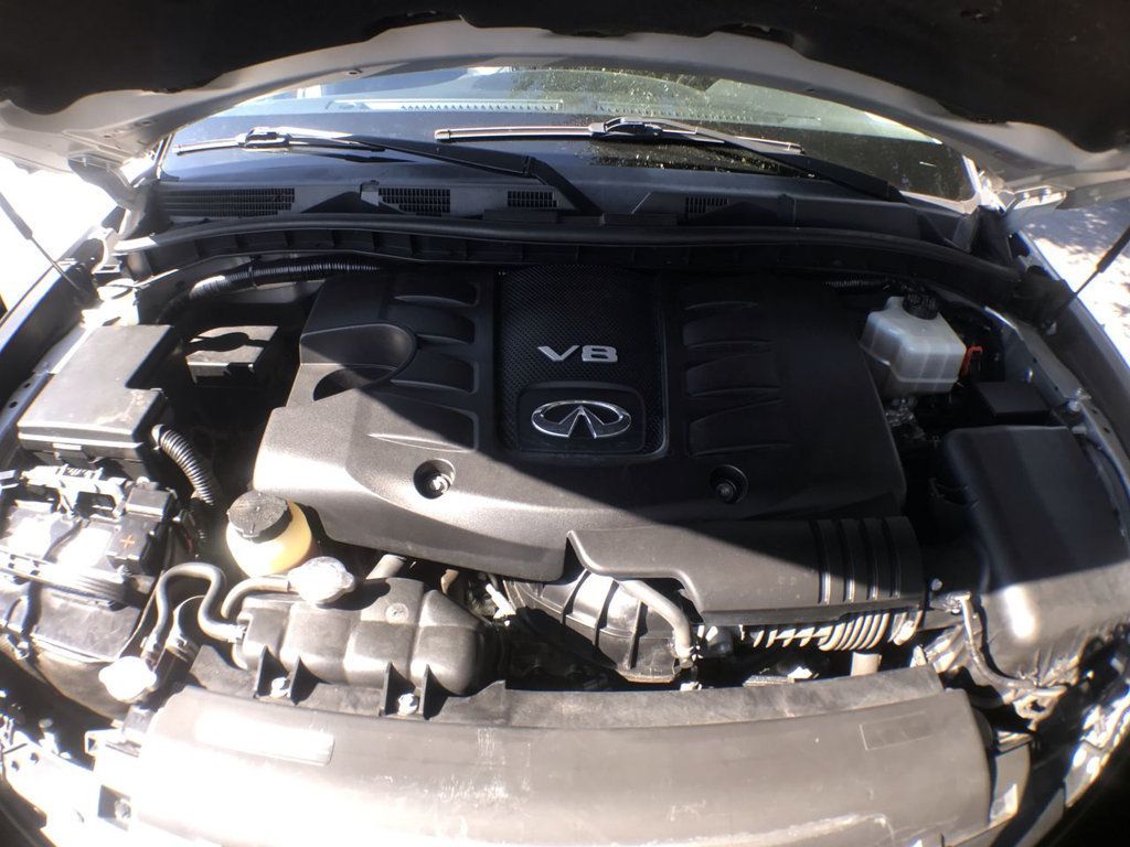 2019 Infiniti QX80 Luxe photo 7