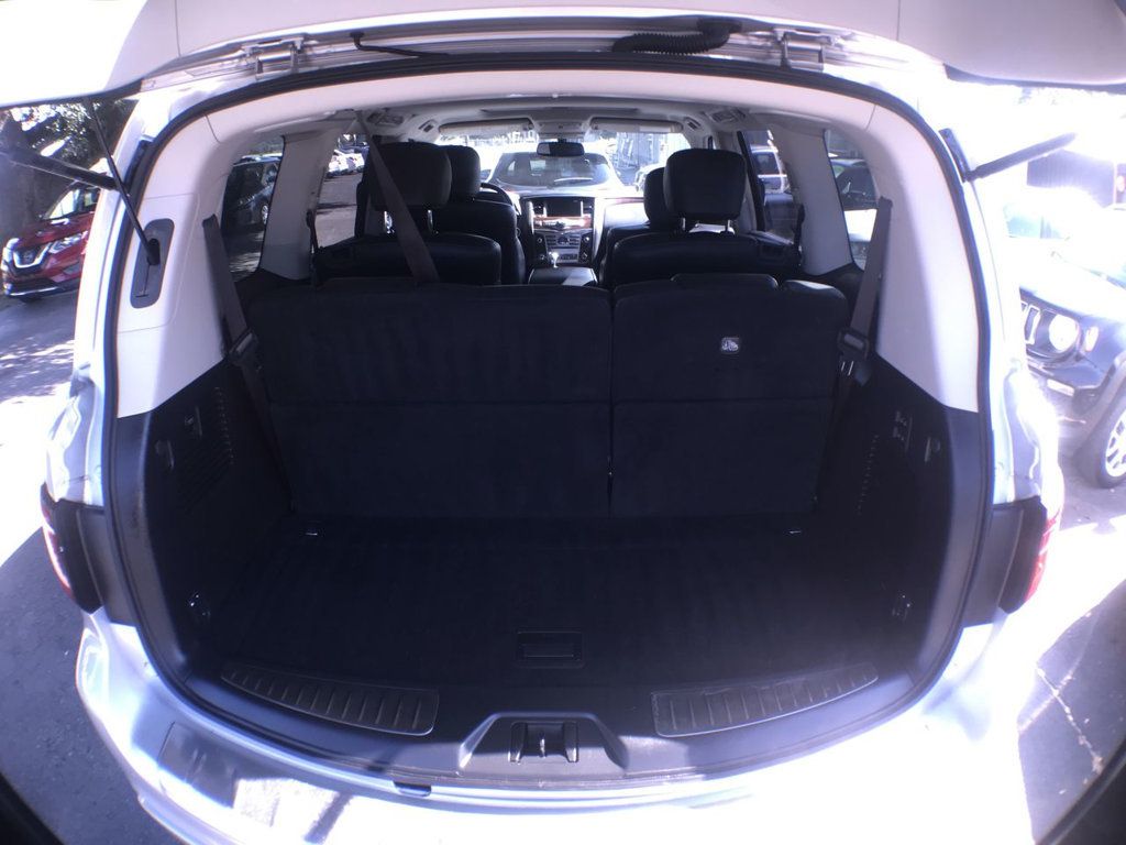 2019 Infiniti QX80 Luxe photo 19
