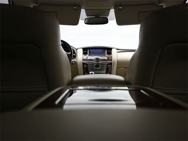 2019 Infiniti QX80 Luxe photo 13