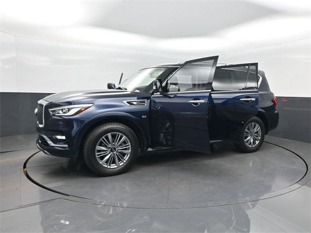 2019 Infiniti QX80 Luxe photo 31