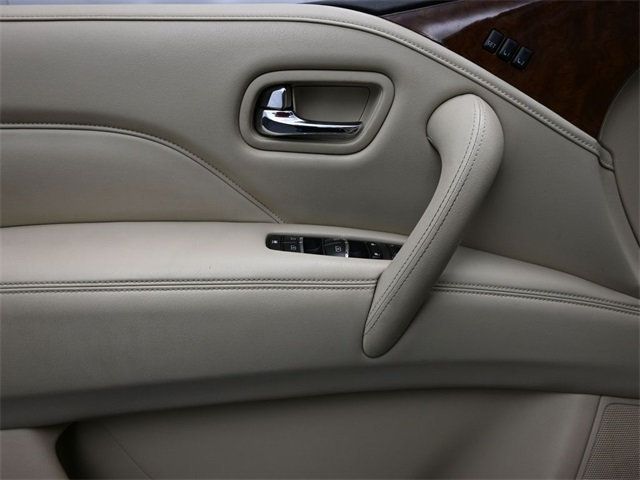 2019 Infiniti QX80 Luxe photo 7