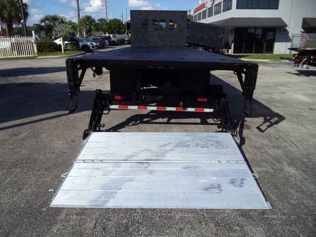 2019 International 4300 26ft Flatbed Platform Truck w/Aluminum Liftgate - 22947472 - 18