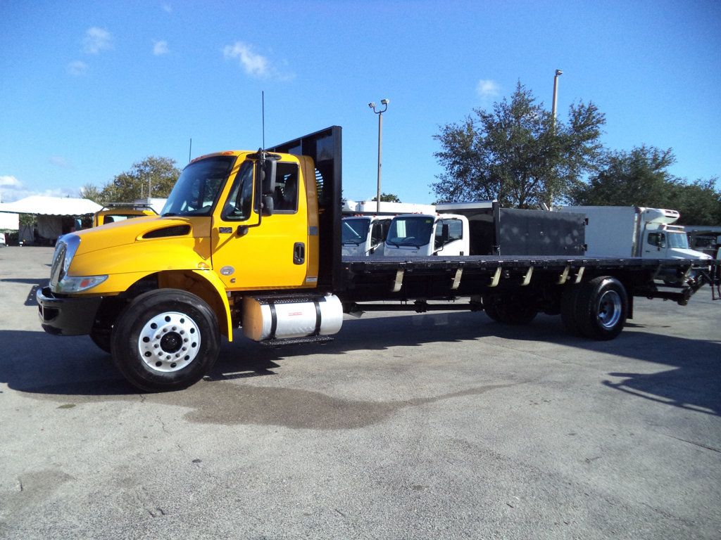 2019 International 4300 26ft Flatbed Platform Truck w/Aluminum Liftgate - 22947472 - 3