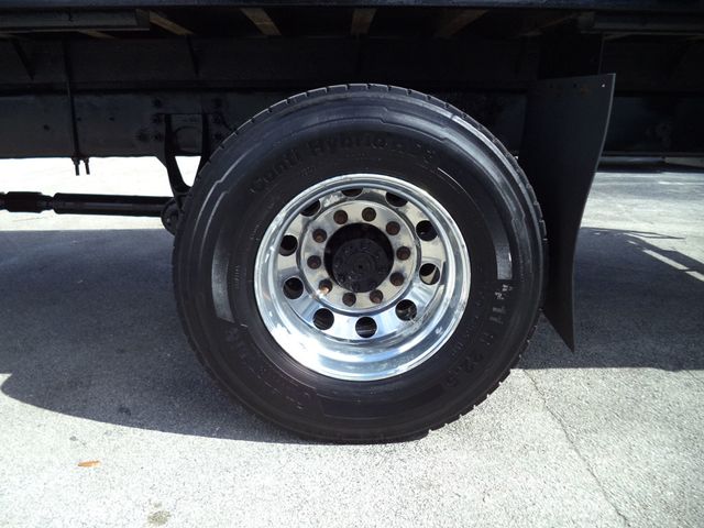 2019 International 4300 26ft Flatbed Platform Truck w/Aluminum Liftgate - 22978266 - 16