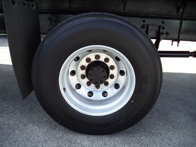 2019 International 4300 26ft Flatbed Platform Truck w/Aluminum Liftgate - 22978266 - 17