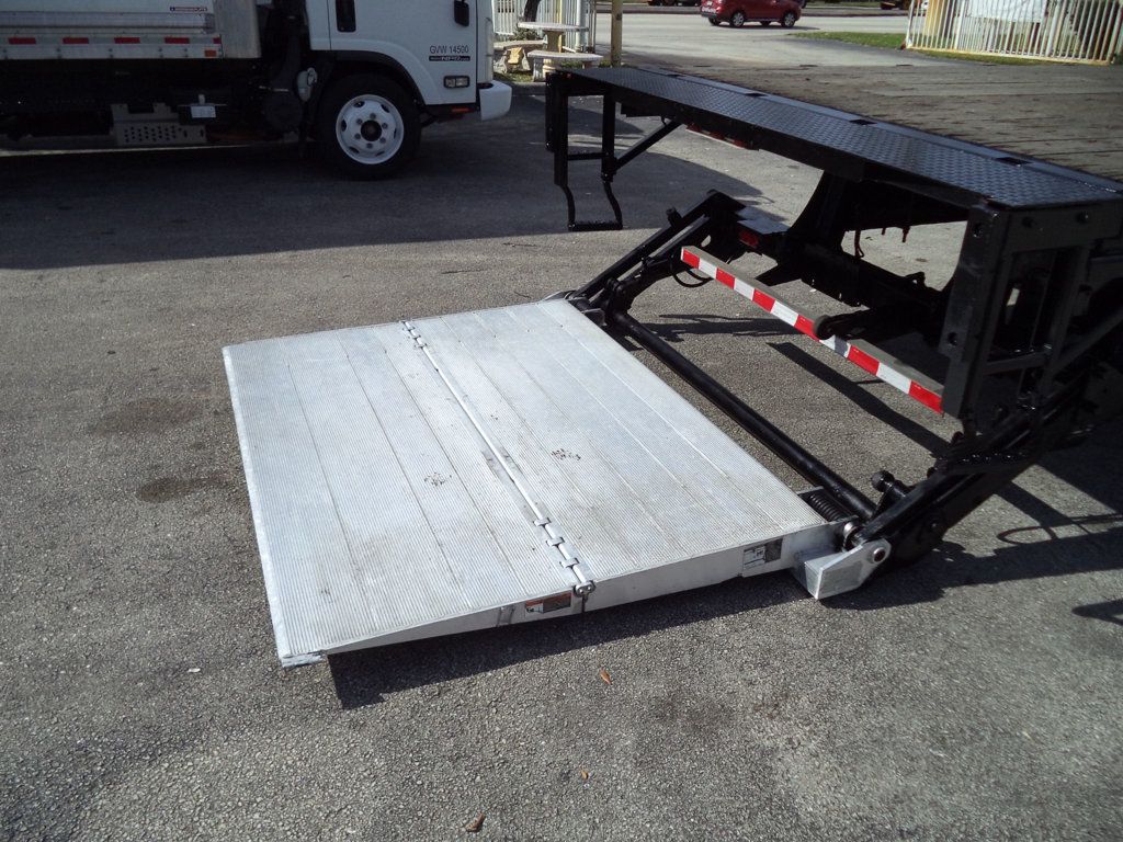 2019 International 4300 26ft Flatbed Platform Truck w/Aluminum Liftgate - 22978266 - 29