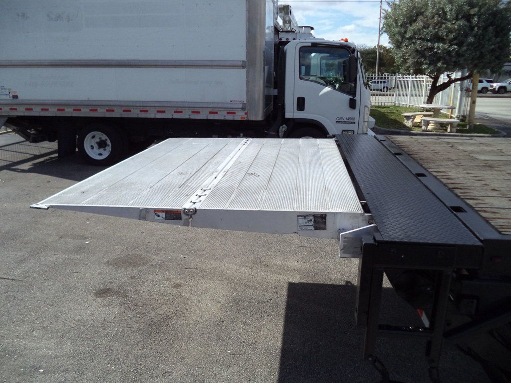 2019 International 4300 26ft Flatbed Platform Truck w/Aluminum Liftgate - 22978266 - 32