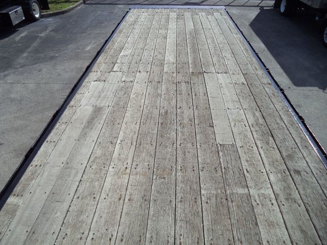 2019 International 4300 26ft Flatbed Platform Truck w/Aluminum Liftgate - 22978266 - 37