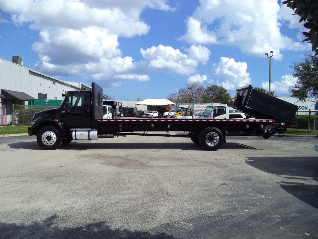 2019 International 4300 26ft Flatbed Platform Truck w/Aluminum Liftgate - 22978266 - 4