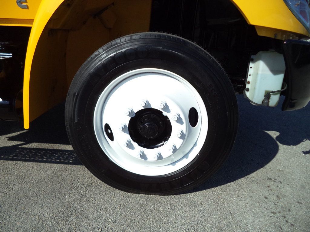 2019 International 4300 w/ 25ft Beaver Tail, Dove Tail, Ramp Truck Equip Hauler - 22985931 - 20