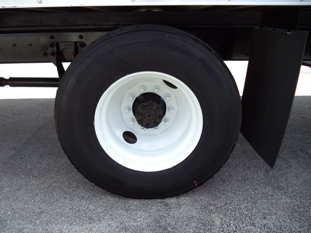 2019 International 4300 w/ 26ft Dry Freight Moving Box Truck w/ Lift Gate - 22999102 - 20