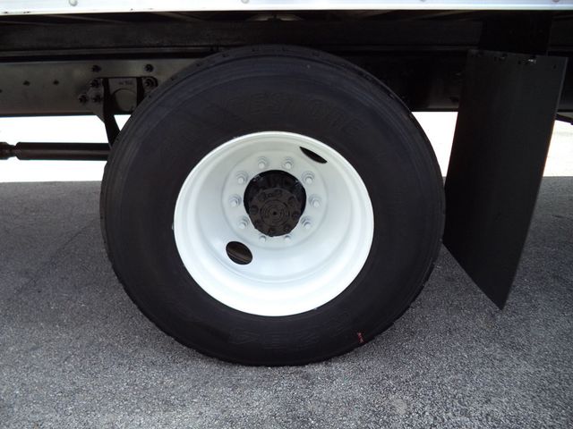 2019 International 4300 w/ 26ft Dry Freight Moving Box Truck w/ Lift Gate - 22999102 - 20